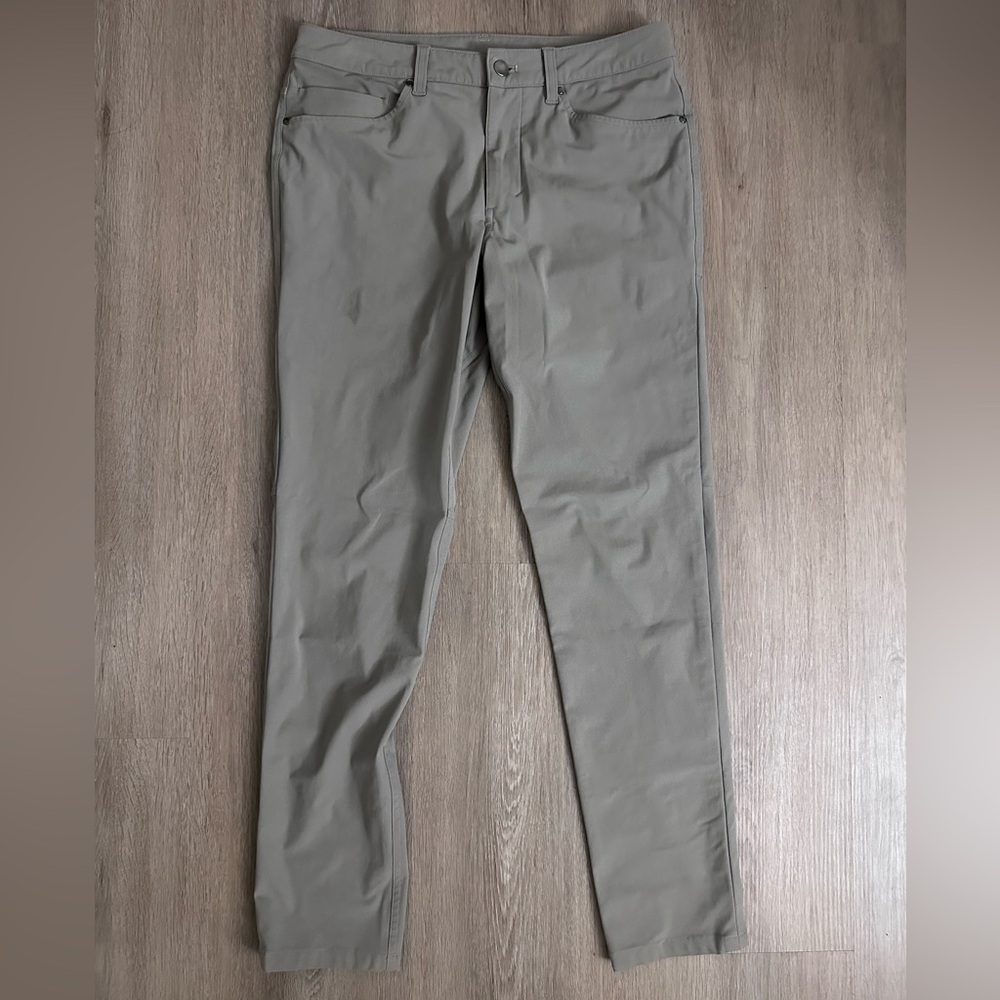 lululemon athletica Men's Slim Fit Pants in Light Taupe